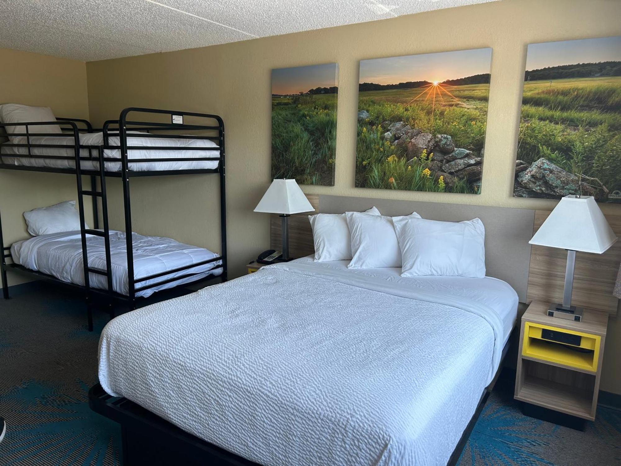 Days By Wyndham Hotel